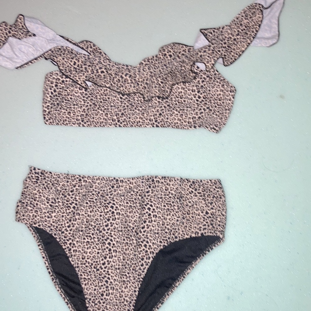 Cabana del sol cute leaped print baiting suit
